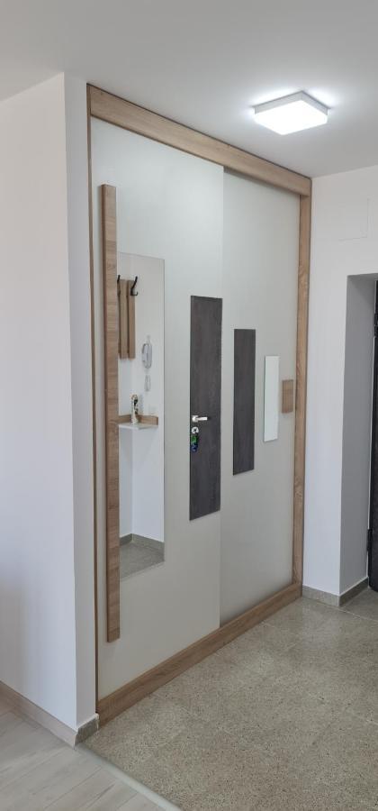 Studio Spatios,Intim+ Loc Parcare Propriu,Vedere Panoramica,Utilat De Lux Bukarest Kültér fotó